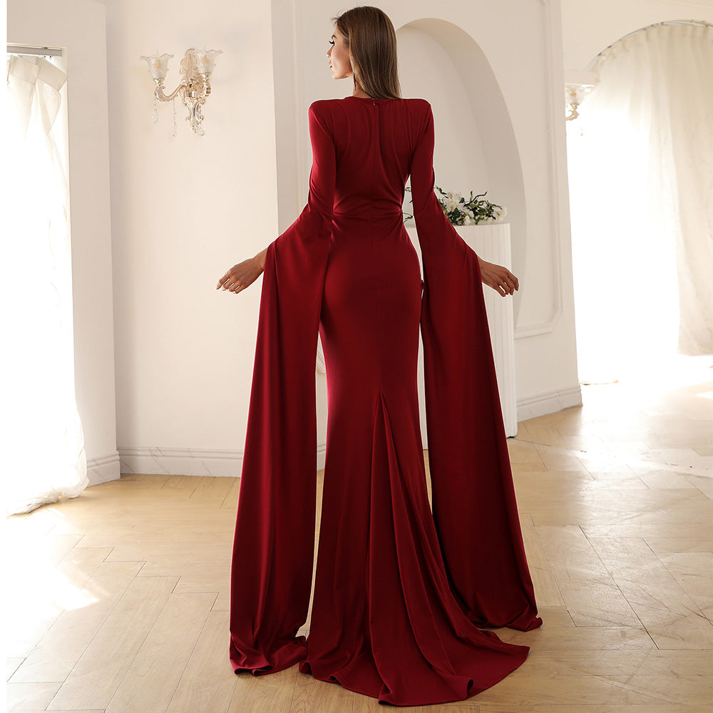 Rochie de seară cu mânecă lungă
